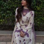Sonam Bajwa Instagram - Last 10 days of 2022…. Grateful for all that happened and that which didn’t happen this year 🌸