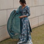 Sonam Bajwa Instagram – Wearing @mimamsaa 🦋
Hair @hairbyharrybajwa