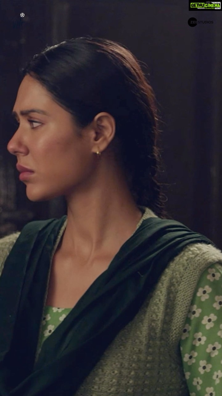 Sonam Bajwa Instagram - Godday Godday Cha ❤️ entering second week tomorrow…. Thank you for so much love 💓 Forever grateful 🙏🏼