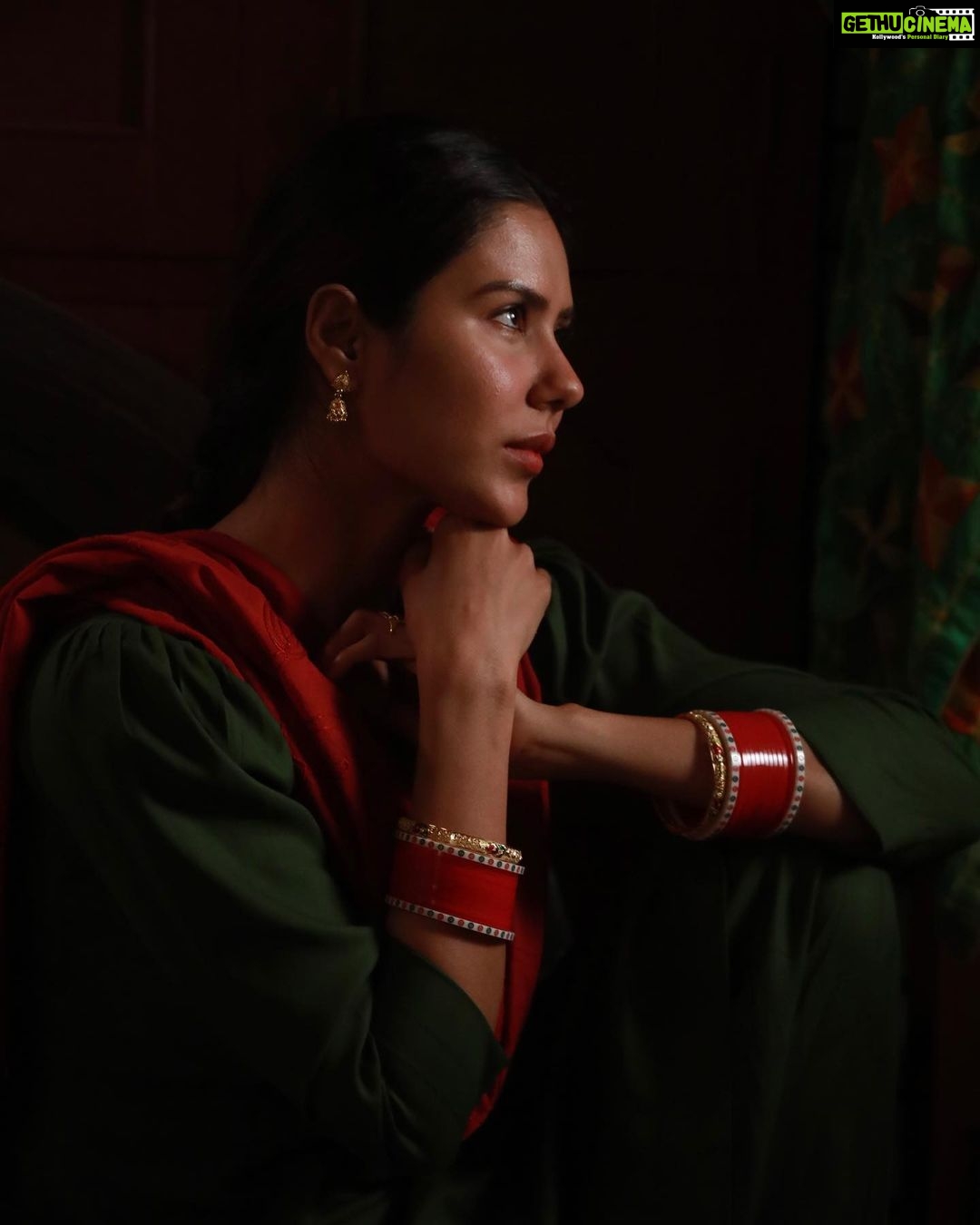 Sonam Bajwa Instagram - Rani #goddaygoddaychaa 4 days to go….. Godday Godday Cha releasing worldwide 26th May ❤️