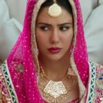 Sonam Bajwa Instagram - 6 din baad aa rahe aa...es comedy te entertaining Roller-coaster 🎢 ride de naal... Vyah ch bhangre paun lai tiyari kar layi na?? #GoddayGoddayChaa Releasing worldwide on 26th May! @zeestudiosofficial @vhentertainmentofficial @vijaycam @jagdeepsidhu3 @sonambajwa @taniazworld @gitajbindrakhia @gurjazz @sohisardar @simran_bhardwajofficial @itskrajofficial @nirmalrishiofficial @officialrupinder_rupi @gurpreetkaur.bhangu.5 @iseemakaushal @balwinder_bullet @amritamby @mintukapaofficial @raimanveer @gurdilparas @dimpyo @designer.nitasha @iamrommyarts @jatindersingh811 @rajinderkumargagahar @shariq_patel