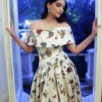 Sonam Kapoor Instagram - Historic moments call for fashion moments. I'm honored to mark the unforgettable occasion of the #Coronationconcert by wearing the collaborative vision of two of the most incredible designers from the two countries I'm lucky to call home.. @anamikakhanna.in @emiliawickstead Fashion credits: Dress: Emilia Wickstead (@emiliawickstead) and Anamika Khanna(@anamikakhanna.in) Jewellery: Jessica McCormack (@jessica_mccormack) and Garrard (@garrard) Shoes Manolo Blahnik (@manoloblahnik) Creative director and Stylist: Nikhil Mansata (@nikhilmansata) Photographer: Nicolas Gerardin (@nicolasgerardin) Makeup: Mary Greenwell (@marygreenwell) Hair Pete Burkill (@peteburkill) Nails Michelle Humphrey (@nailsbymh) Fashion Assistant: Roshni Sukhlecha (@roshnisukhlecha) Management @neeha7 & @chandnimodha_ Windsor Castle