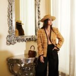 Sonam Kapoor Instagram - You can never go wrong with a little old-fashioned class. Publication: @lifestyleasiaindia @lsa.arena Editor-in-chief: Rahul Gangwani (@rahulgangs_) Photographer: The House Of Pixels (@thehouseofpixels) Stylist: Devanshi Tuli (@devanshi.15) Hair and Make-up: Namrata Soni (@namratasoni), assisted by Mehvish Majithia (@mehvish.majithia) Shoot production: Mayukh Majumdar (@mayuxkh) Talent Management: Neha Gadhwalla Mir (@neeha7) All looks: Gucci (@gucci)