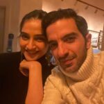Sonam Kapoor Instagram - Happy birthday to the best instagram photographer, caption writer and the biggest goof.. who also happens to be the smartest and kindest person I know.. love you @imranamed