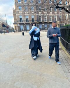 Sonam Kapoor Instagram - Spring is coming….. @anandahuja #vayusparents #everydayphenomenal Notting Hill
