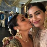 Sonam Kapoor Instagram - Happy happy birthday dearest Rani .. 25 years of friendship and counting ❤️ love you.