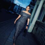 Sonam Kapoor Instagram – Ready for a night out to launch @authoramish latest! 

Style @nikhilmansata 
📸  @moeez 
👗  @emiliawickstead 
👛  @therow 
👠  @manoloblahnik 
💄  @mariaasadimakeup 
💇‍♀️ @kenorourke1 

#nightsalwaysyoung #mamasnightout #datenight Royal Borough of Kensington and Chelsea