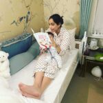 Sonam Kapoor Instagram - Weekend in Notting Hill with the new addition to our little fam… #everydayphenomenal #vayusparents #betterthaniimagined Royal Borough of Kensington and Chelsea
