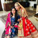 Sonam Kapoor Instagram - Happy happy birthday nehuuu! Love you lots and lots! This is going to be our best year ever! 🎂