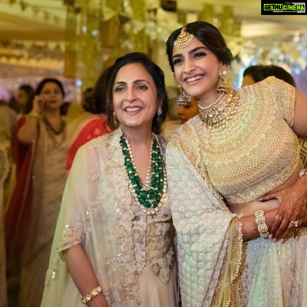 Sonam Kapoor Instagram - Happy Happy birthday to the best mom in law in the world.. thank you for being the classiest, chicest and kindest. Also for bringing up @anandahuja and @ase_msb so beautifully.. I hope I can learn from you so Vayu turns out as kind, aware, progressive loving and evolved as your boys who really actually are the best of men! what an amazing example you’ve set mom. Love you! India
