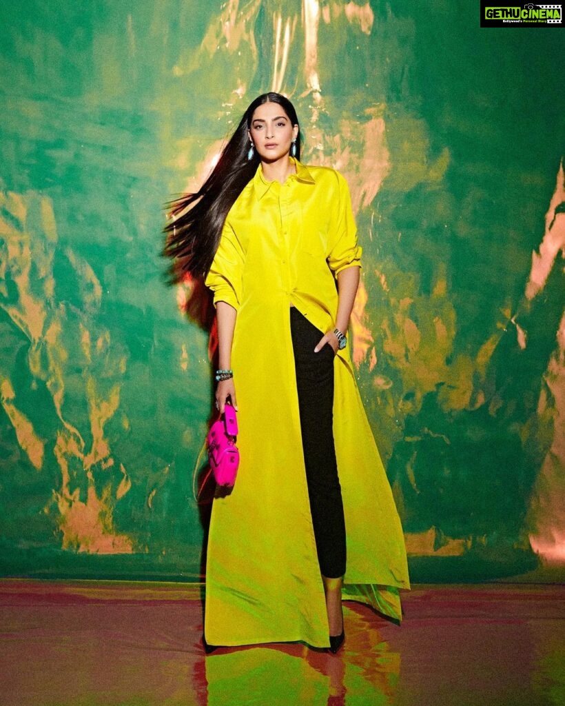 Sonam Kapoor Instagram - I never wish to be easily defined. I’d rather float over other people’s minds as something strictly fluid and non-perceivable; more like a transparent, paradoxically iridescent creature rather than an actual person. Franz Kafka #iridescent Shirt and purse : @maisonvalentino Jewels : @amrapalijewels Shoes : @louboutinworld Images: @vaishnavpraveen @thehouseofpixels Make up and hair : @namratasoni Styling : @abhilashatd Managed by : @neeha7