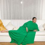 Sonam Kapoor Instagram - Had so much fun painting the town Green! Thanks for inviting me #sipsmithgin #thewayitwasdone @toastevents_in In @maisonvalentino @pppiccioli MUA @mallika_bhat Hair @alpakhimani Jewels 🥸 📸 @thehouseofpixels Styled by @rheakapoor and @manishamelwani Mumbai, Maharashtra