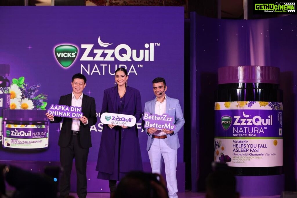 Sonam Kapoor Instagram - Attended a super fun Slumber Fest from the house of P&G. Alarming statistics on how sleepless our country is! Glad that Vicks ZzzQuil Natura is now available in India. I have tried ZzzQuil Natura Melatonin Gummies in Europe and it has helped me regulate my sleep schedule To everyone facing occasional sleeplessness - a big shoutout to try ZzzQuil Natura #ZzzQuilNatura #BetterzzzbetterMe #ad