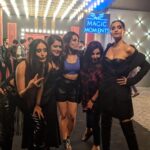 Sonam Kapoor Instagram – Happy happy birthday my darling @farahkhankunder I know you’re mamas bff but your kindness and generosity towards @rheakapoor and me is amazing.. love you lots .. #veerediwedding #tareefaan