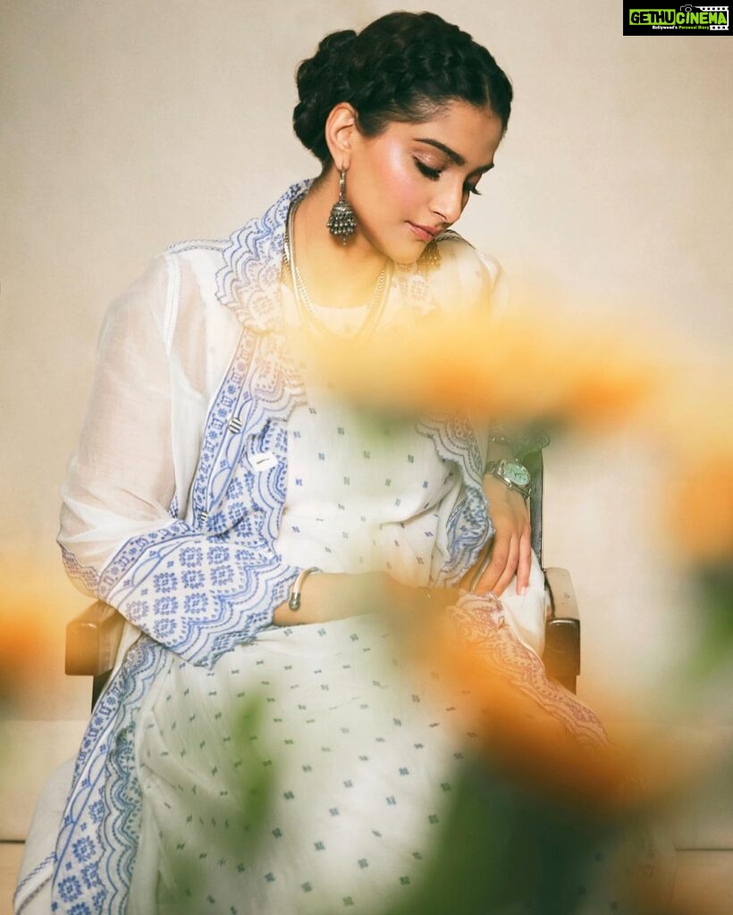 Sonam Kapoor Instagram - “She wore flowers in her hair and carried magic secrets in her eyes.” Arundhati Roy #flowersofinstagram #letlifehappen #betherightkindofinfluencer #everydayphenomenal #madeinindia India