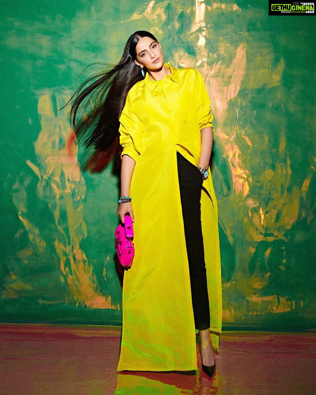 Sonam Kapoor Instagram - I never wish to be easily defined. I’d rather float over other people’s minds as something strictly fluid and non-perceivable; more like a transparent, paradoxically iridescent creature rather than an actual person. Franz Kafka #iridescent Shirt and purse : @maisonvalentino Jewels : @amrapalijewels Shoes : @louboutinworld Images: @vaishnavpraveen @thehouseofpixels Make up and hair : @namratasoni Styling : @abhilashatd Managed by : @neeha7