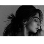 Sonam Kapoor Instagram - #throwbackthursday to this beautiful shoot with @vijendra.bhardwaj and Prabuddha I was all of 23 and loved shooting with him… I miss being in front of the camera and can’t wait to get back to it this winter! Love you all xx Goa India