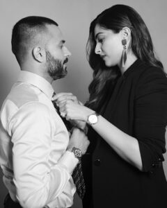 Sonam Kapoor Instagram - It’s our Anniversary! Everyday I thank my stars that I got you as my life partner and soulmate. Thank you for the best best 7 years of my life. Filled with laughter, passion, long conversations, music, travel , long drives and most importantly bringing up our beautiful Vayu. Love you my jaan.. I’ll forever be your girlfriend, best friend and wife, Everyday with you is truly phenomenal! 💫 #everydayphenomenal #vayusparents @anandahuja