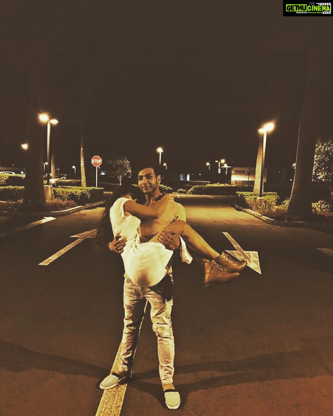Sonarika Bhadoria Instagram - Happiest Birthday to the Love of my life ♥️♾️🧿 @vikas__parashar