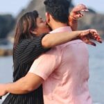 Sonarika Bhadoria Instagram - तुझ में रब दिखता है…यारा मैं क्या करूँ !?! 🙏🏻👏🏻🙌🏻🫶🏻 The purest love you will ever know 🫀🌍♥️🧿✨ P.S Everyday is mother’s day!
