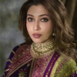 Sonarika Bhadoria Instagram - 💜👑💜 📸 @deepak_das_photography @kakali_das_photography 👗 @theroyaleum 💎 @adan_creation_