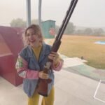 Sonarika Bhadoria Instagram - Putting on my thinking TRAP🤪 Firing away (quite literally) to new adventures, new lessons and new memories! 🔫