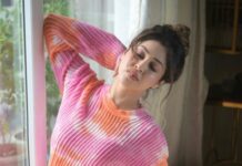 Sonarika Bhadoria Instagram - Homebody ⛅️🌸🧁🍬🧸💗 #raw 📸 @deepak_das_photography Home Sweet Home