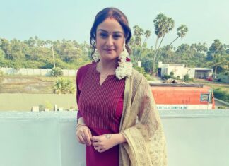 Sonia Agarwal Instagram - #firstdayshootof2023 #shootmode #onthesets #workmode #2023 #soniaagarwal #sa ❤️