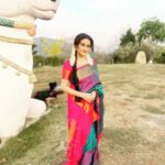 Sonia Agarwal Instagram - #soniaagarwal #saree #sa #lovemyjob #shootdiaries ❤️