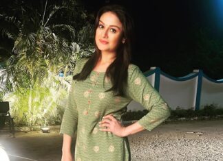 Sonia Agarwal Instagram - #shootmode #random #soniaagarwal #sa ❤️