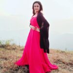 Sonia Agarwal Instagram - #soniaagarwal #sa #kerala #shootmode #mountains #sunset #nature ❤️