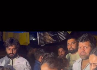 Sonia Mann Instagram - Support wrestlers sitting at #jantarmantar #wrestler