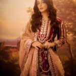 Sonia Mann Instagram - @panjaabstore @nk_studios_official @simran_k_15 @kashish_art @tressloungeofficial @soniamann01