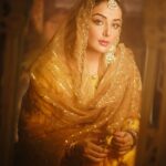Sonia Mann Instagram - 🌙 @panjaabstore ✌️ @nayaabjewellery @simran_k_15 @nk_studios_official @tressloungeofficial @kashish_art @soniamann01