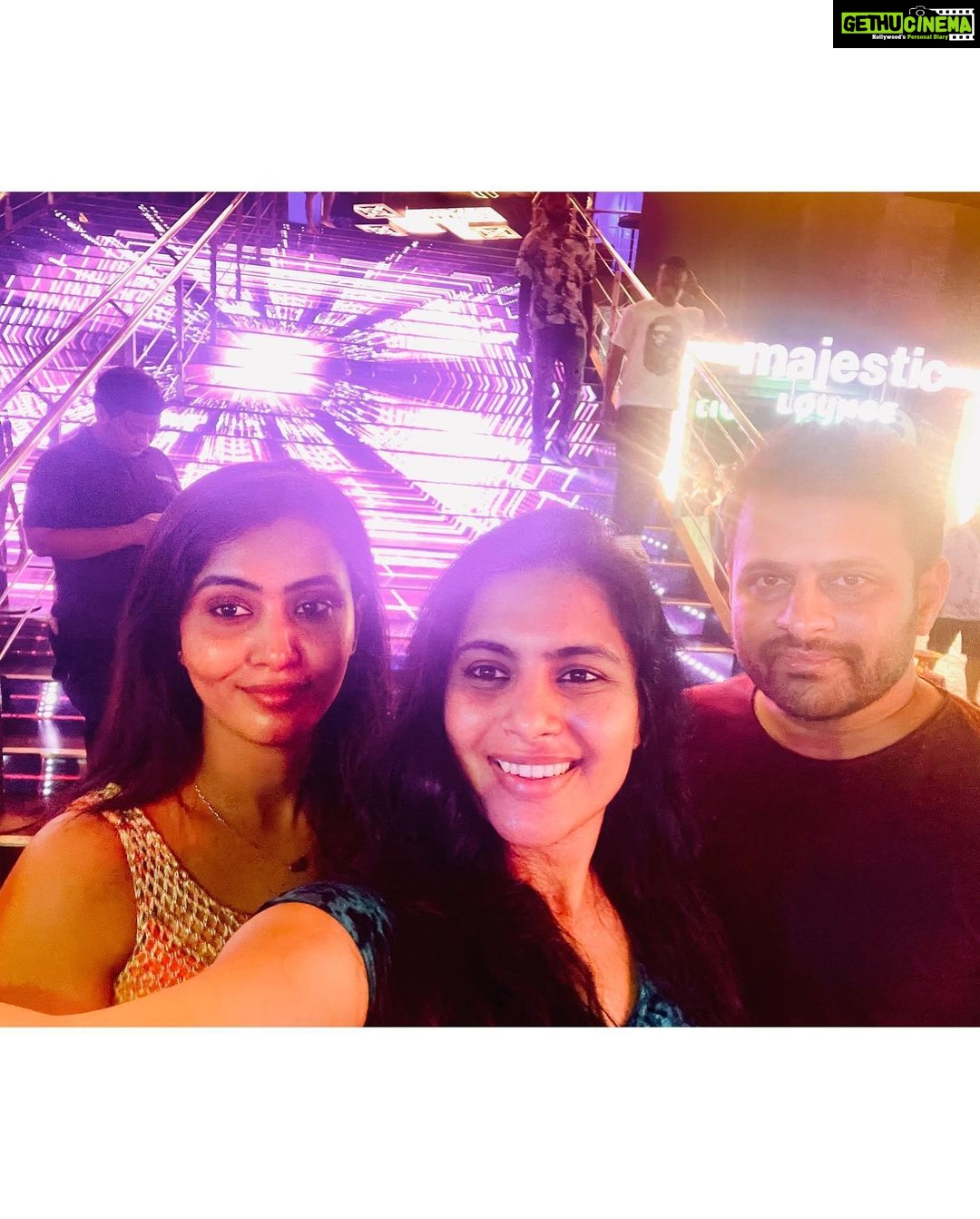 Sonu Gowda Instagram - Phuket is a happy place to be.. wanted to explore more n more.. for sure I want to again n again to this place.. vitamin sea was at its best.. so as my gang ❤️ #besttravelbuddies Thailand