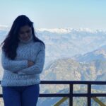 Sonu Gowda Instagram - World is quiet here I can see golden rays of sun I can hear my heartbeat I can talk to the stars when it’s falling All this can happen just right here❤️ Himachal Pradesh Beauty of Nature