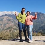 Sonu Gowda Instagram - World is quiet here I can see golden rays of sun I can hear my heartbeat I can talk to the stars when it’s falling All this can happen just right here❤️ Himachal Pradesh Beauty of Nature