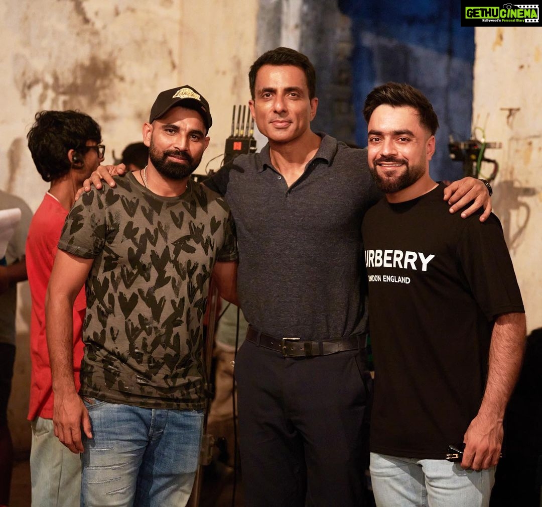 Sonu Sood Instagram - “FATEH”🖤 @mdshami.11 @rashid.khan19