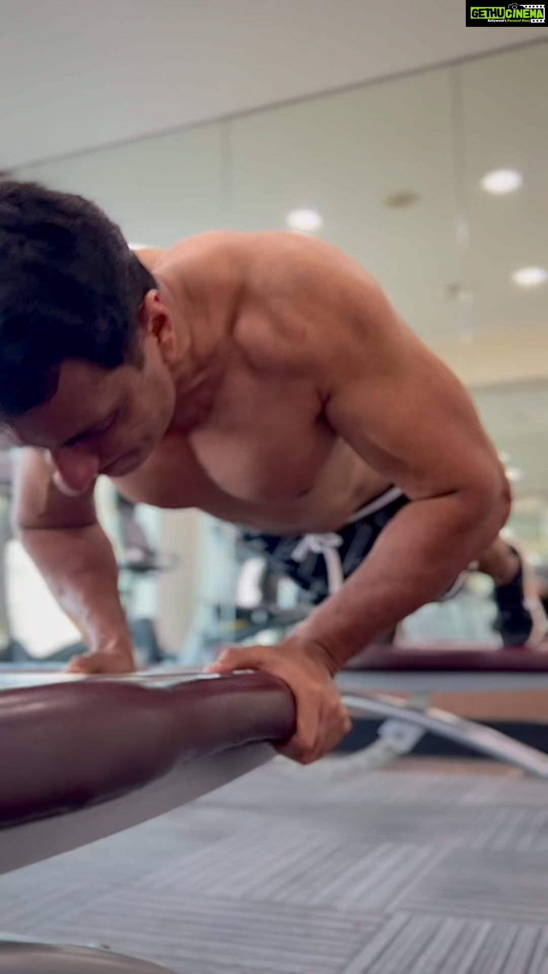 Sonu Sood Instagram - We love a good pump with good music #Fateh
