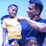 Sonu Sood Instagram - Extremely grateful to be associated with the Birendra Kumar Mahato and the good work he’s doing by providing food and education for orphaned children in Bihar. At the Sonu Sood International School - we aim to provide the students with quality education and we will also be building a new school building.