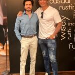 Sonu Sood Instagram - Many many happy returns of the day mere bhai. May God grant all of your heart’s desires today and always. Happy birthday! @hothurshadabwahab ❤️🤗