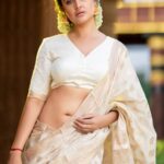 Sony Charishta Instagram - #🤍🤍🤍🤍🤍 .. . . . . . . . . . #explorepage✨ #sareefashion