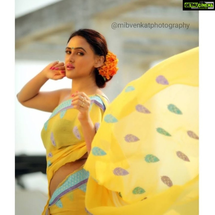 Sony Charishta Instagram - 💛🔥 . . . . . . @mibvenkatphotography#explorepage✨ #explore #actress #traditional
