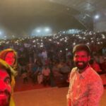 Soori Instagram - கோவை இந்துஸ்தான் கல்லூரியில் மாணவ செல்வங்களின் அன்பு கடலில் மூழ்கிய போது .. @hilaricasofficial @priyasatishprabu @vjrakesh_offl @parvathy_5 @ganesh_ram88888888 #college #cultural