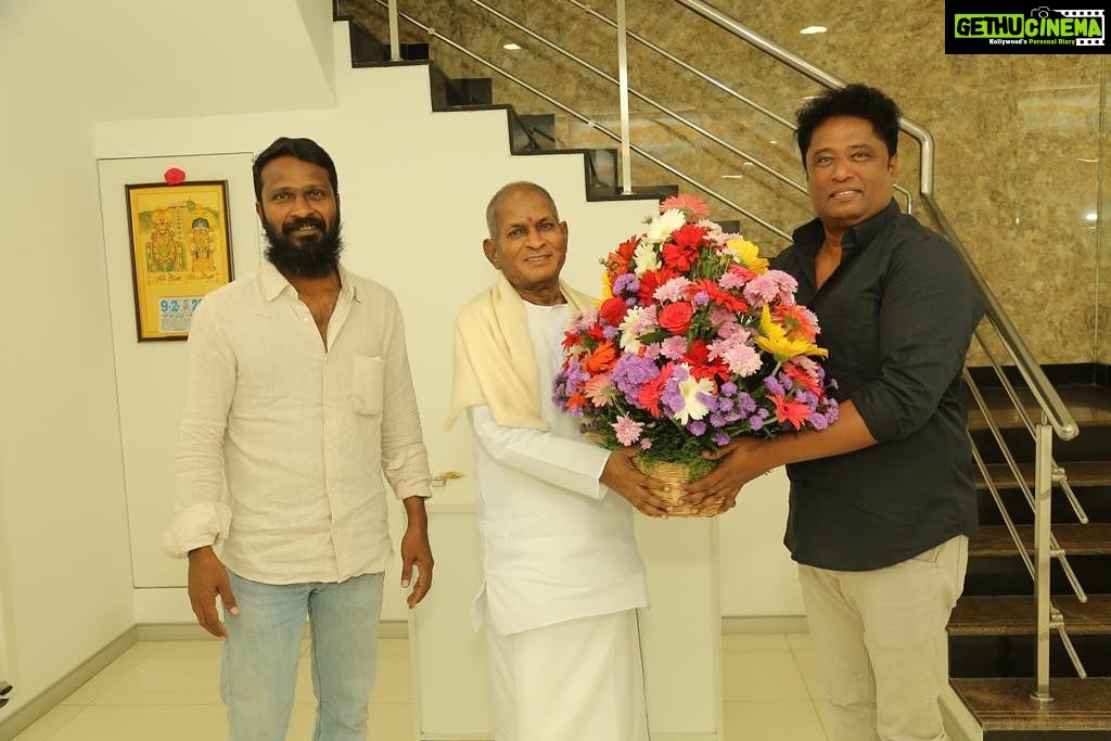 Soori Instagram - All we have is gratitude as #OnnodaNadandhaa left us speechless. Producer @elredkumar and Dir #VetriMaaran thanked maestro as the #ViduthalaiPart1 single rules people's playlist 2⃣Million + views and still counting ▶️ https://youtu.be/-wG_wCQFjY4 🎼 @ilaiyaraaja_offl 🎤 @dhanushkraja & #AnanyaBhat ✒️ #Suga #Vetrimaaran @elredkumar @actorvijaysethupathi @rsinfotainment @bhavanisre @grassrootfilms @sonymusic_south @redgiantmovies_ @mani.rsinfo @donechannel1 @ctcmediaboy
