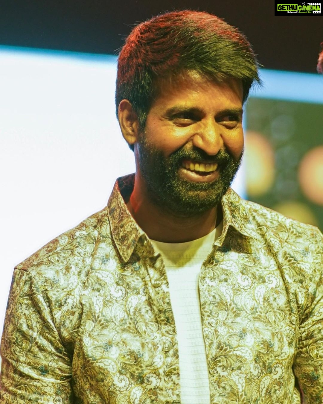 Soori Instagram - நம்பிக்கை கொண்டார்க்கு நாளை உண்டு! நம் வாழ்வில் என்றென்றும் சந்தோஷம் பொங்கி வரும்!! #Viduthalai #விடுதலை