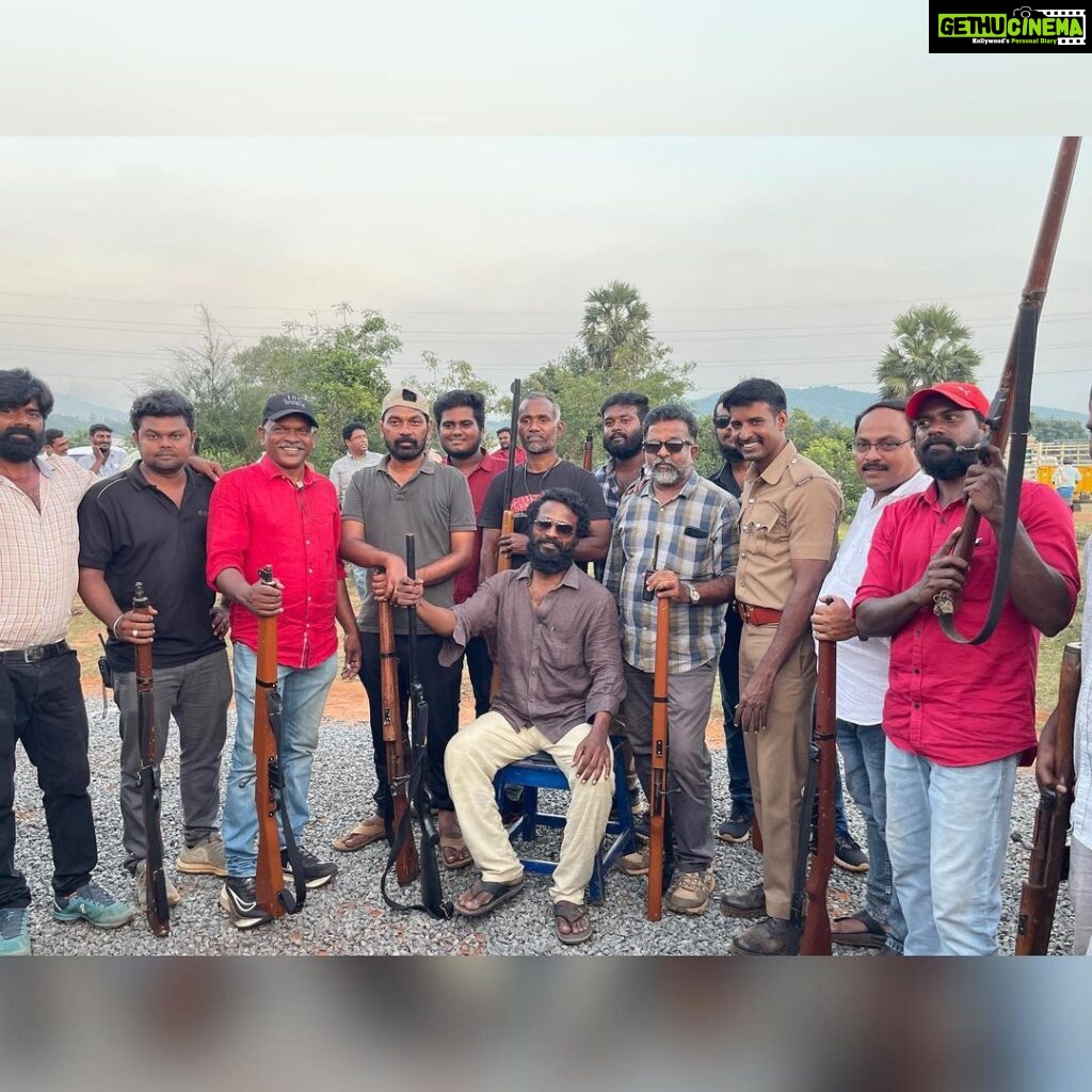 Soori Instagram - 'விடுதலை' படபிடிப்பு நிறைவு❤️ #Viduthalai shooting wrapped 🥰 #vetrimaaran Annan @ilaiyaraaja_offl Sir @elredkumar Sir @actorvijaysethupathi mama @VelrajR Annan @PeterHeinOffl @bhavanisre @mani_rsinfo @rsinfotainment @redgiantmovies_ Thanks for all technicians & team 🙏