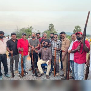 Soori Instagram - 'விடுதலை' படபிடிப்பு நிறைவு❤️
#Viduthalai shooting wrapped 🥰
#vetrimaaran Annan
@ilaiyaraaja_offl Sir
@elredkumar Sir
@actorvijaysethupathi mama
@VelrajR Annan
@PeterHeinOffl 
@bhavanisre 
@mani_rsinfo 
@rsinfotainment 
@redgiantmovies_ Thanks for all technicians & team 🙏