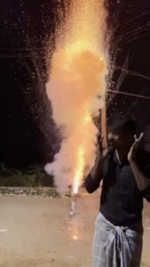 Soori Instagram - அனைவருக்கும் இனிய தீபாவளி நல்வாழ்த்துகள்
#diwali2022
#happydiwali
