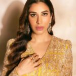 Sophie Choudry Instagram - Chandni Raatein🌙 The last pic is my fave🧡 #eidmubarak Outfit @ritikamirchandani Jewels @farahkhanworld HMU @ambereenyusuf 📸 @visualaffairs_va Self styled #eidoutfit #motherdaughter #indianoutfit #eidnights #aboutlastnight #desigirl #sophiechoudry #beautyinspo #hairgoals